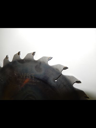 Пилы дисковые 250х32х24z WST с твердосплавными напайками