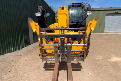 Телескопический погрузчик JCB 540-170