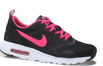 Nike air hotsell max tavas sneakers