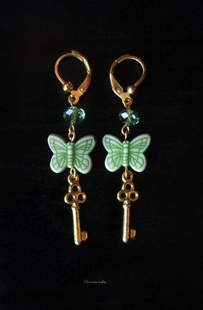 Серьги с бабочками и ключиками "Сказка о Салаточке"