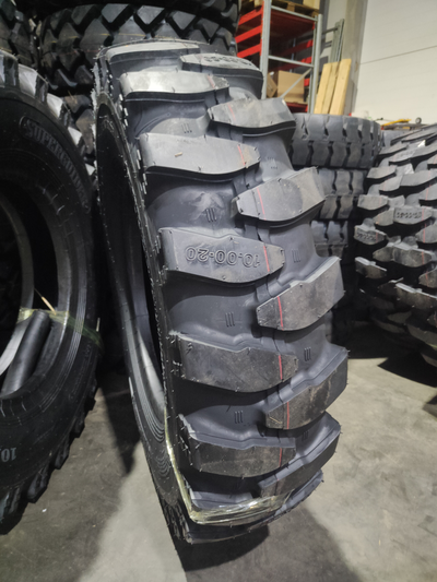 Шины SUPERGUIDER 10.00-20 16PR TTF QH107 на колесный эскаватор