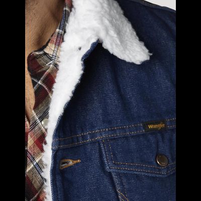 Жилет Wrangler® Sherpa Lined Denim Vest