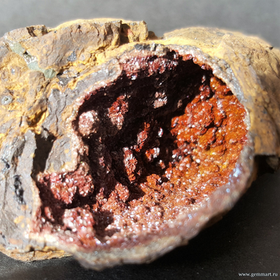 Сидерит в лимоните, жеода. 28*78*35 мм