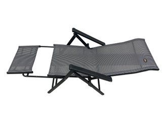 Кресло-шезлонг складное до 130 кг с подставкой для ног