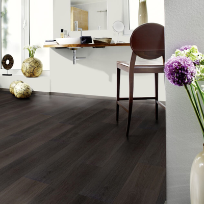 Биополы Wineo PURLINE 1000 wood L Дуб Мягкий Перцовый MLP304R в интерьере ванной