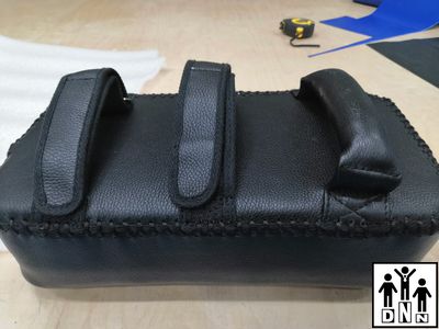 Макивара на руку, натуральная кожа, толщина кожи свыше 2,0 мм DNN