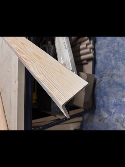 Угол деревянный клеёный 90х90 мм (3 метра)