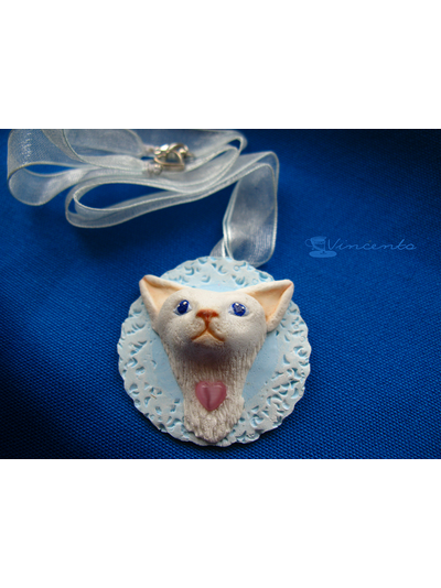 Кошечка Шебби. Авторская подвеска в стиле шебби-шик из полимерной глины