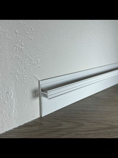 Теневой плинтус скрытого монтажа Pro Design 7209 Белый Муар