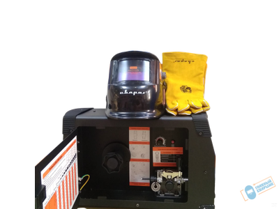 Инверторный сварочный полуавтомат Сварог  MIG-200 &quot;REAL&quot; (N24002N)BLACK (MIG/MAG/MM)