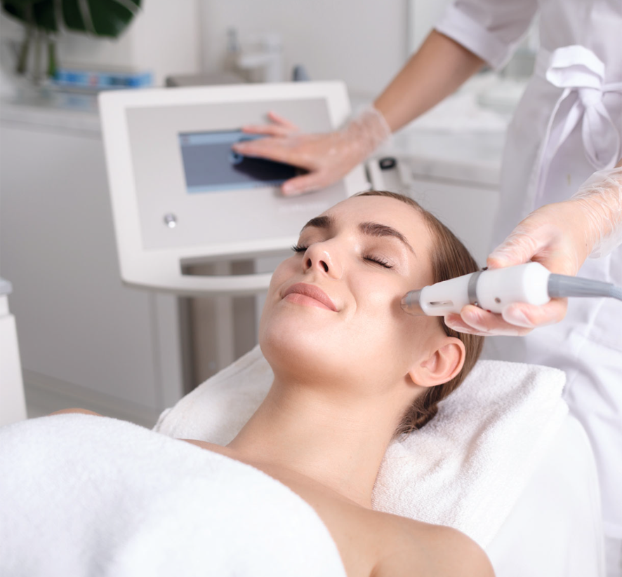 Аппарат Dermadrop: мезотерапия без инъекций Cicada Clinic