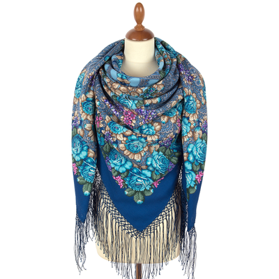 Павловопосадский платок  В парке «Чаир» 1995-13