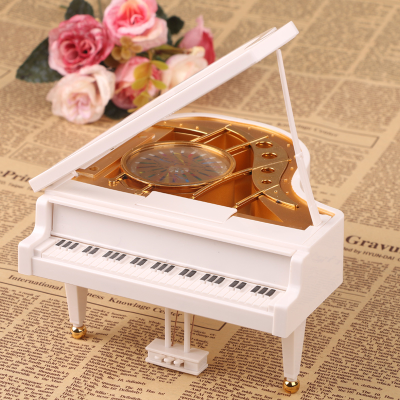 Музыкальная шкатулка Рояль с танцующей балериной, 16х15х9 см