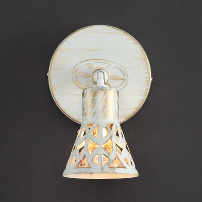 Настенный светильник с поворотным механизмом