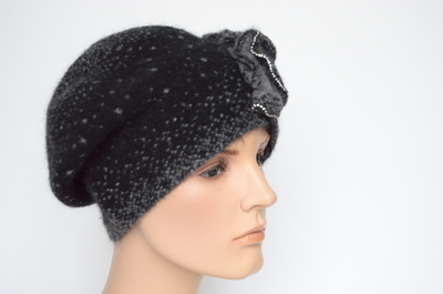 Vizio берет со стразами Сваровски