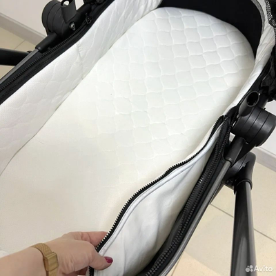 Детская коляска 3 в 1 Luxmom A4 Черный