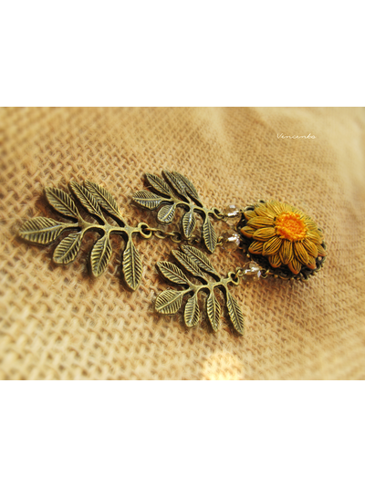 Брошь в стиле кантри &quot;Соломенный Цветок&quot;