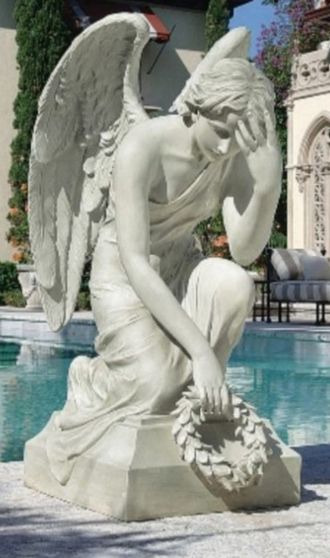 Скульптура Ангел с венком