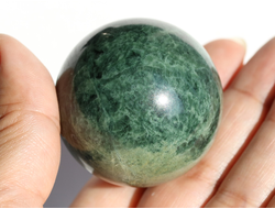 Шар из Жадеита с подставкой (45 мм, 318 г) №4350