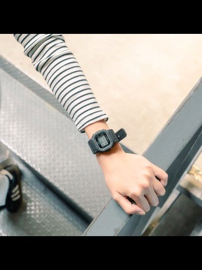 Часы Casio G-Shock GMD-S5610IT-1