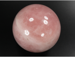 Шар Розовый кварц, Мадагаскар (60 мм, 306 г) №35386