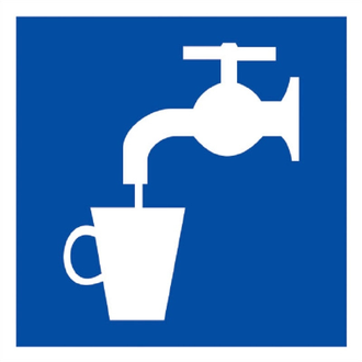 Знак безопасности D02 Питьевая вода, плёнка, 200х200