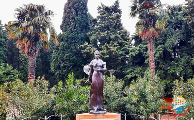 Бронзовая скульптура княгини Анастасии Давидовны Гагариной