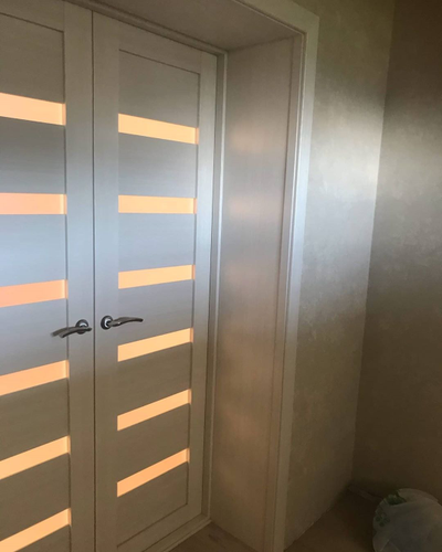 OPTIMA PORTE/ TURIN 507. ЯСЕНЬ ПЕРЛАМУТРОВЫЙ/ СТЕКЛО САТИН СВЕТЛОЕ