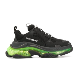 Кроссовки Balenciaga Triple S черные с зеленой подошвой