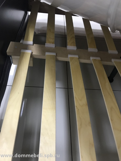 Кровать "Вероника" массив сосны ламели белый античный (Браво)