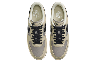 Кроссовки Nike Air Force 1 Gore-Tex сверху