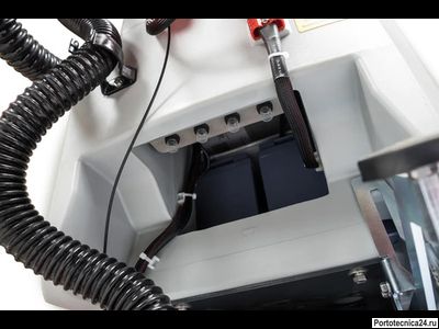 Аккумуляторная поломоечная машина Bennett Clever C660bt Basic (с гелевыми АКБ 113 а/ч)