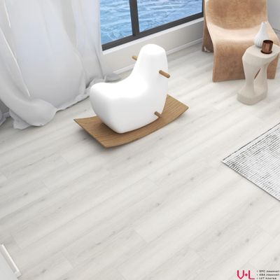 SPC ламинат Union Vida Дуб Грей VI01-04L 43 класс толщина 4.2 мм с фаской замковый 2.7889 м2
