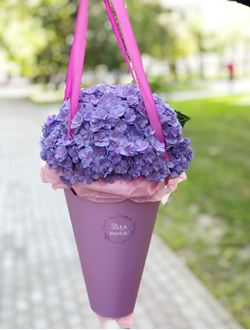 Сумочка с гортензией