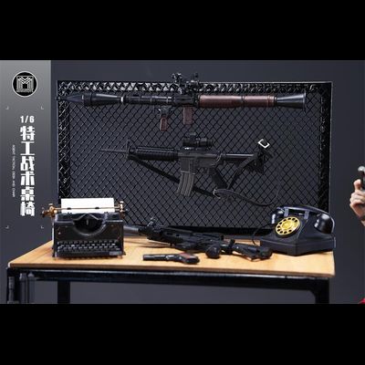 Стол и табурет 1/6 (деревянные) - КОЛЛЕКЦИОННАЯ ДИОРАМА 1/6 Agent Tactical Desk and Chair (M2419) - MMMTOYS