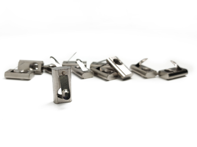 Сухарь с пружиной пазовый М6