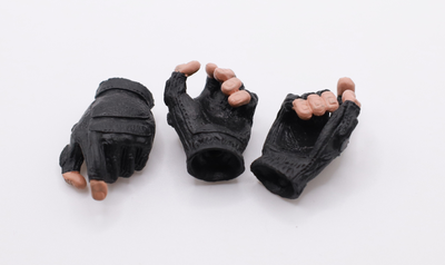 Кисти в тактических перчатках 1/6 (UD9012) - Ujindou