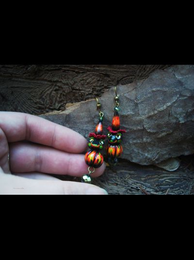 "Колыбельная с острова Кваковки", волшебные серьги с лягушками, тыковками и хрустальными бусинами