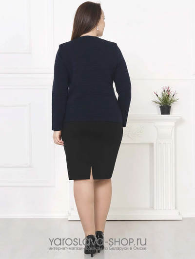 Женский вязаный жакет в темно-синем цвете