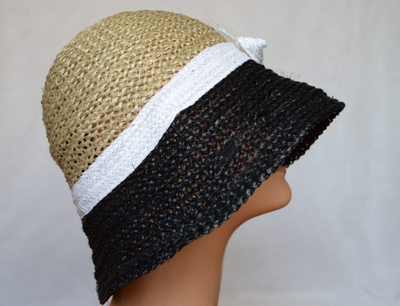 vizio-5712-letnyaya-shlyapka-klosh-italiya-chernaya-s-solomennym