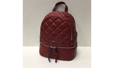 красный рюкзак майкл корс рхеа стеганный