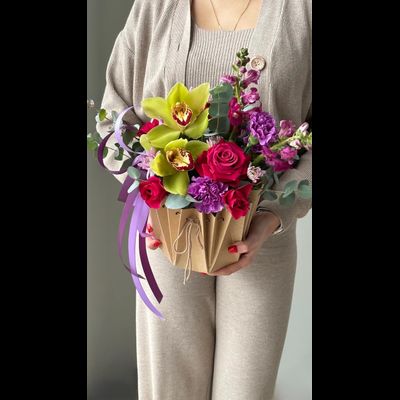 ЦВЕТОЧНАЯ КОМПОЗИЦИЯ № 102