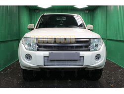 Защита радиатора Mitsubishi Pajero IV 2011-2014 chrome