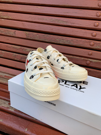 Converse cdg dots sale