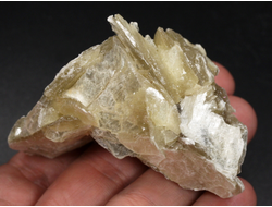 Мусковит, необработанный "дикий" образец, Бразилия (72*42*38 мм, 89 г) №36388