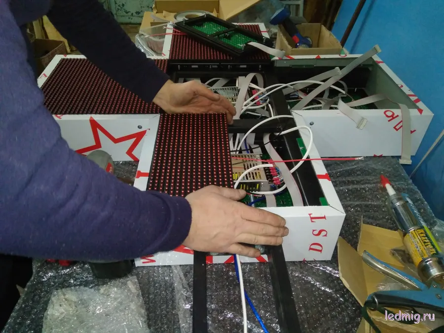 Аптечный крест фото- светодиодный
Производим кресты односторонний и двухсторонний
Размер 960*960 пикселей
