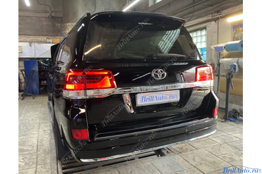 Рестайлинг Ленд Крузер 200 из 2008 в 2021 Lounge