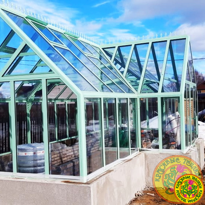 Теплица из алюминия и стекла Ноттингем с холлом