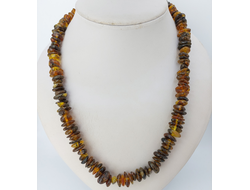 Бусы простые из темно-зеленого янтаря