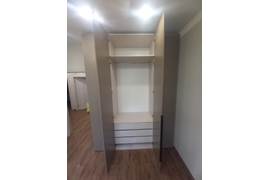 Шкаф распашной Капучино